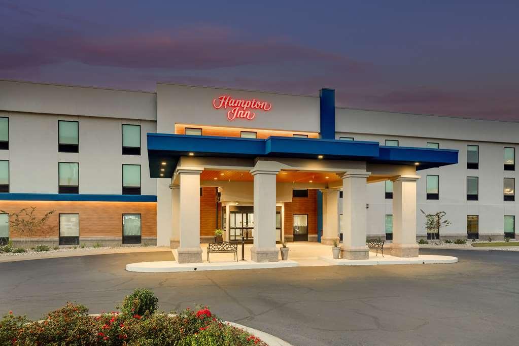 Hampton Inn Moultrie Exterior photo